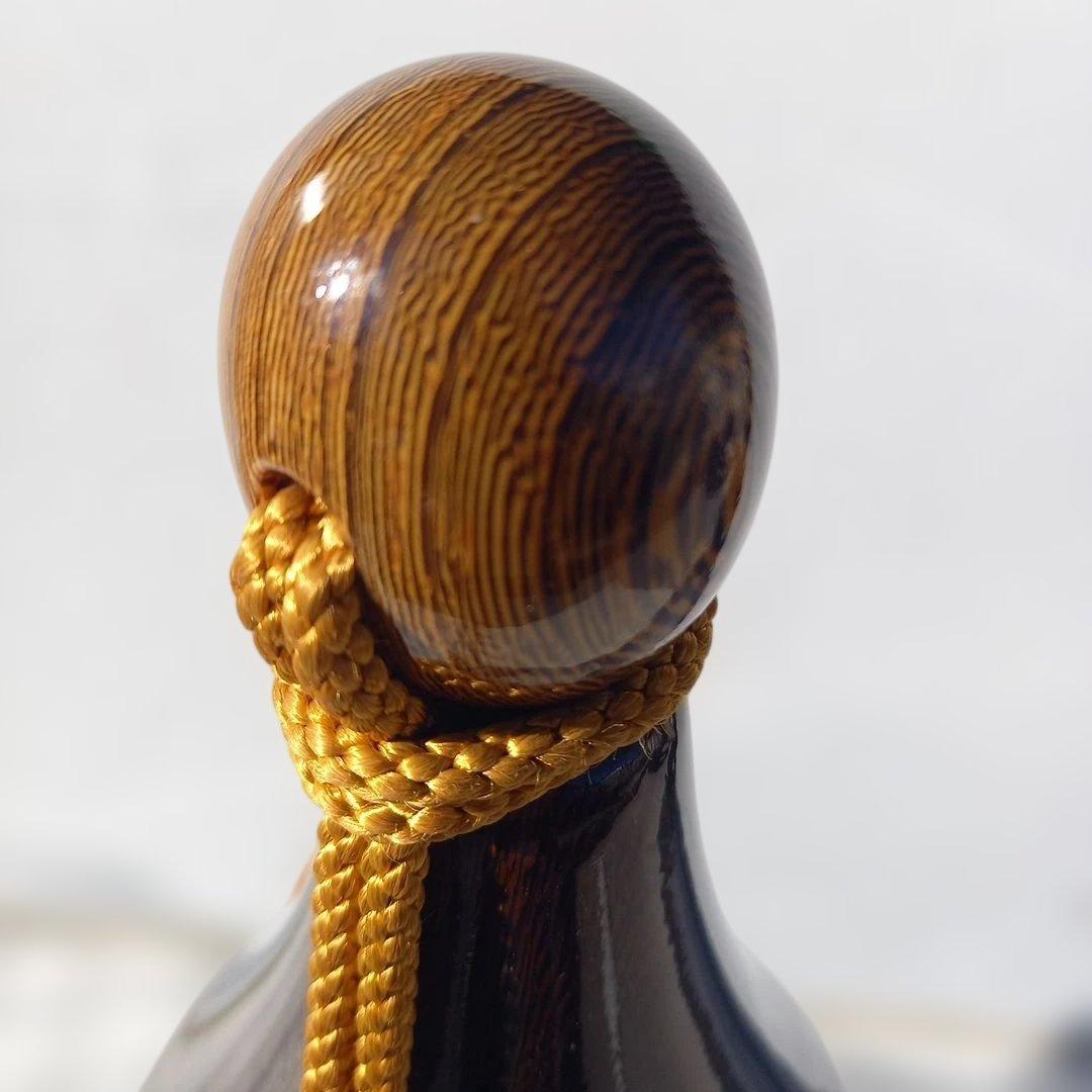 ひょうたん型の紫檀製置物　高さ67cm　16.6kg