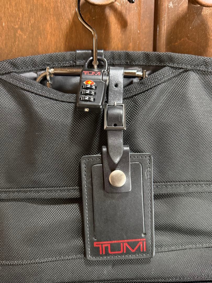 TUMI ガーメントバッグ ブラック