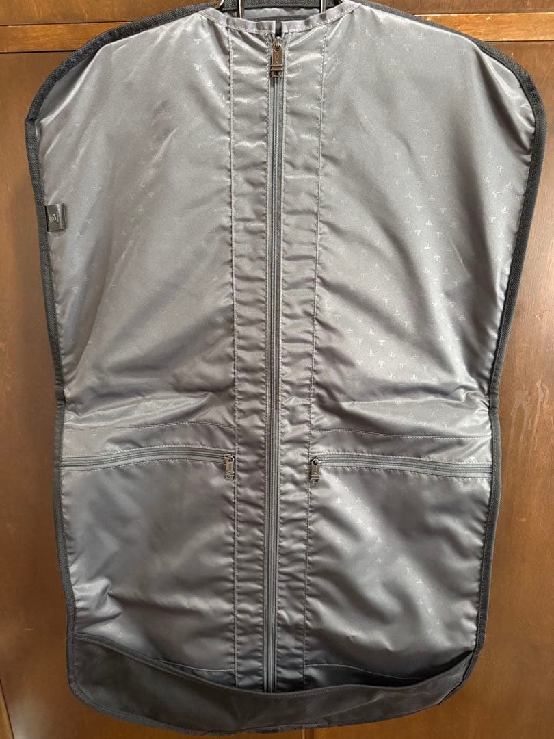 TUMI ガーメントバッグ ブラック