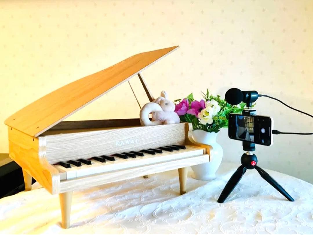 カワイ　ミニグランドピアノ