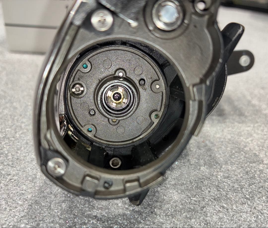 ダイワ 21 ジリオン1000HL SVTW ウォームシャフト両サイドベアリング