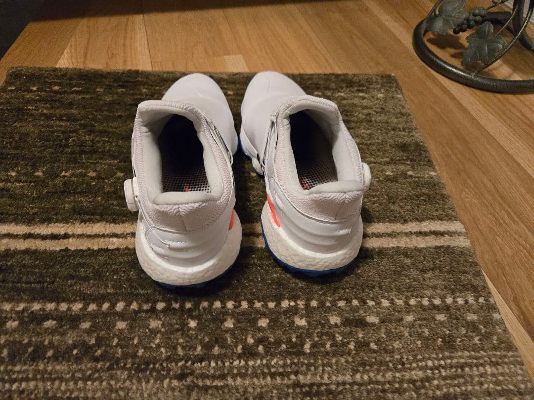 未使用　adidas ゴルフシューズ ツアー360ボア　未使用