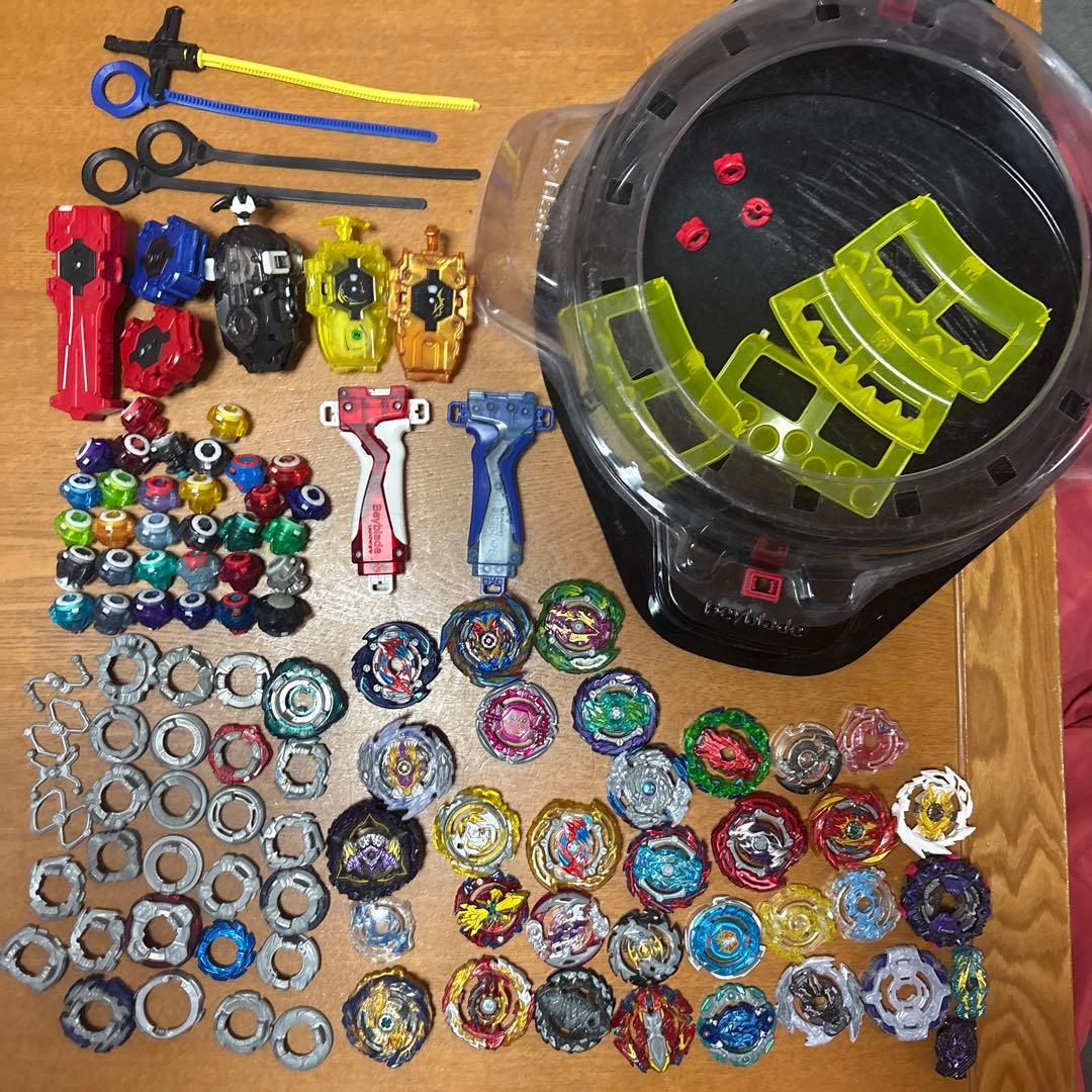 ベイブレードセット まとめ売り　バトルスタジアム付き