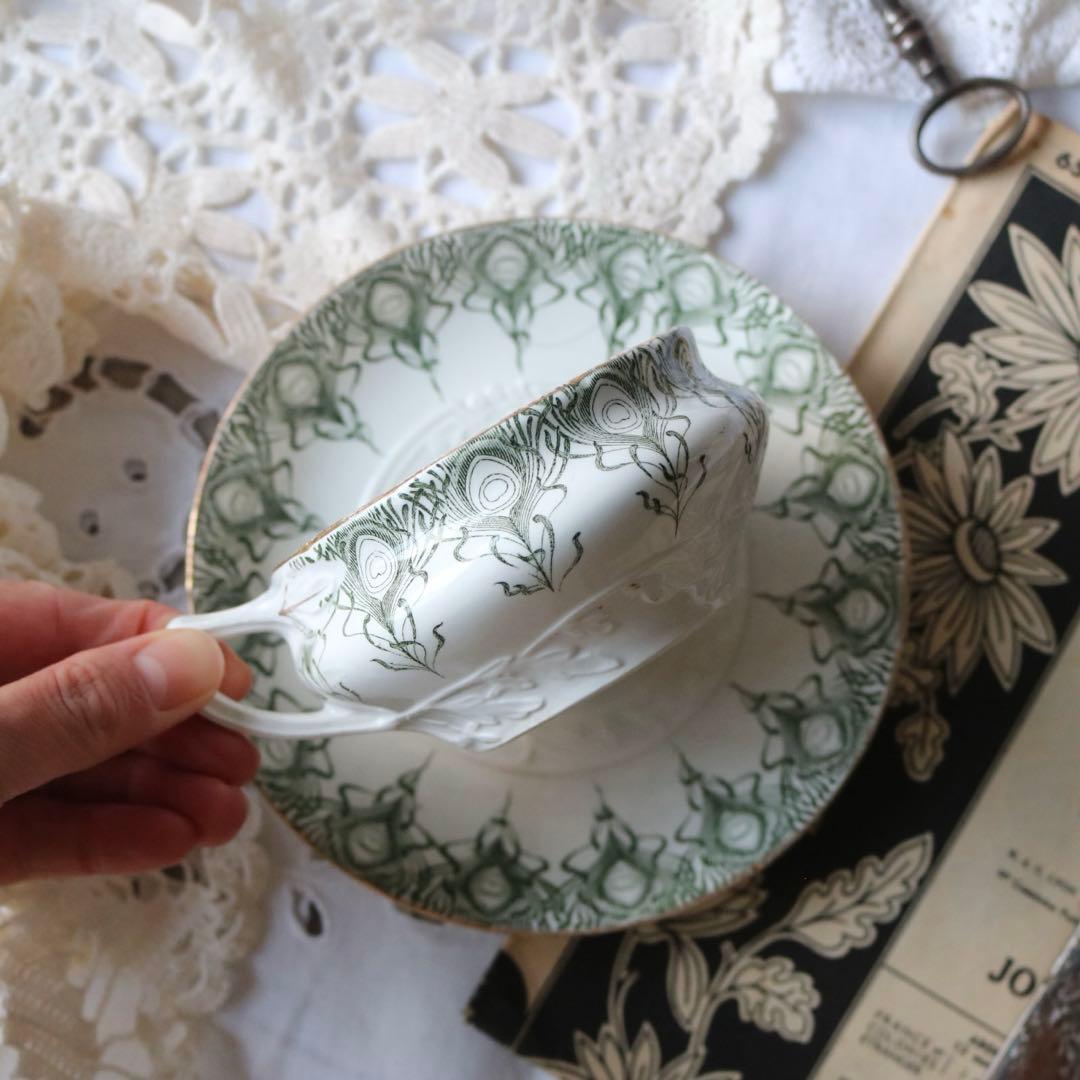 グリーン　Creil et montereau レリーフ　ソーサー　　c&s