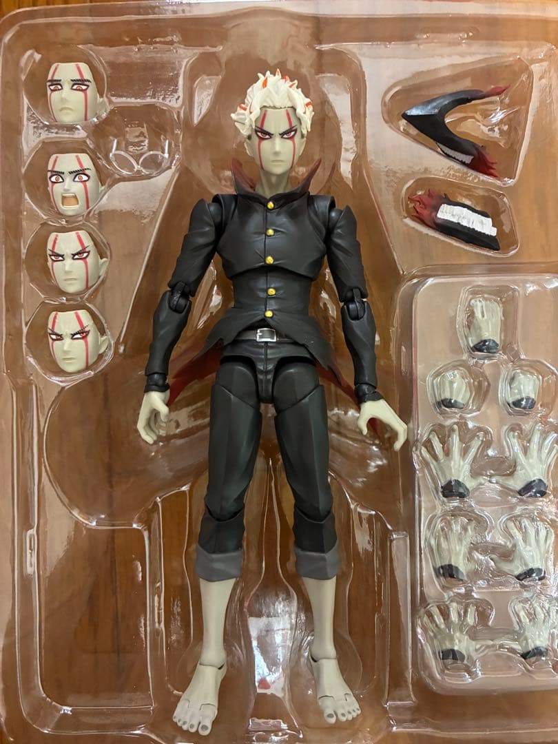 ダンダダン　SHフィギュアアーツ　オカルン