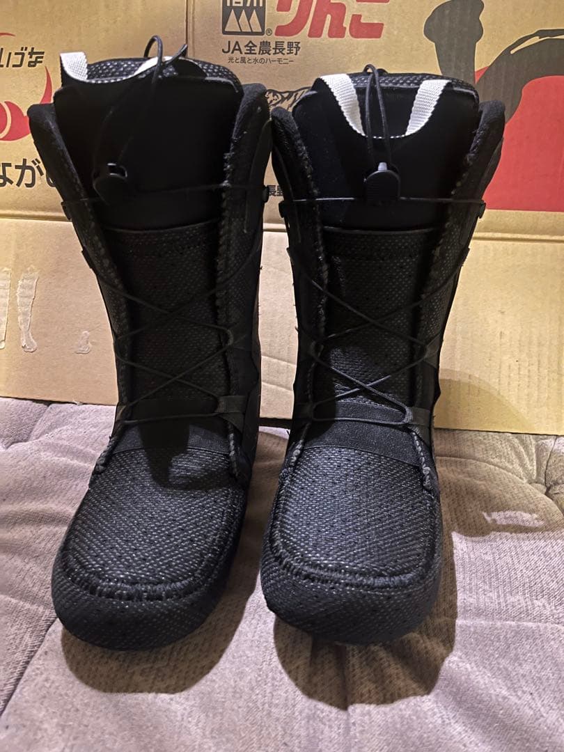 スノーボード deeluxe CTF 26.5cm