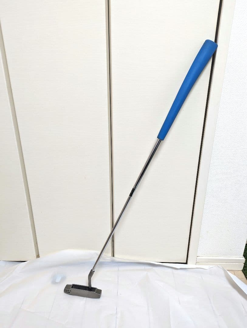 PING パター 青いグリップ