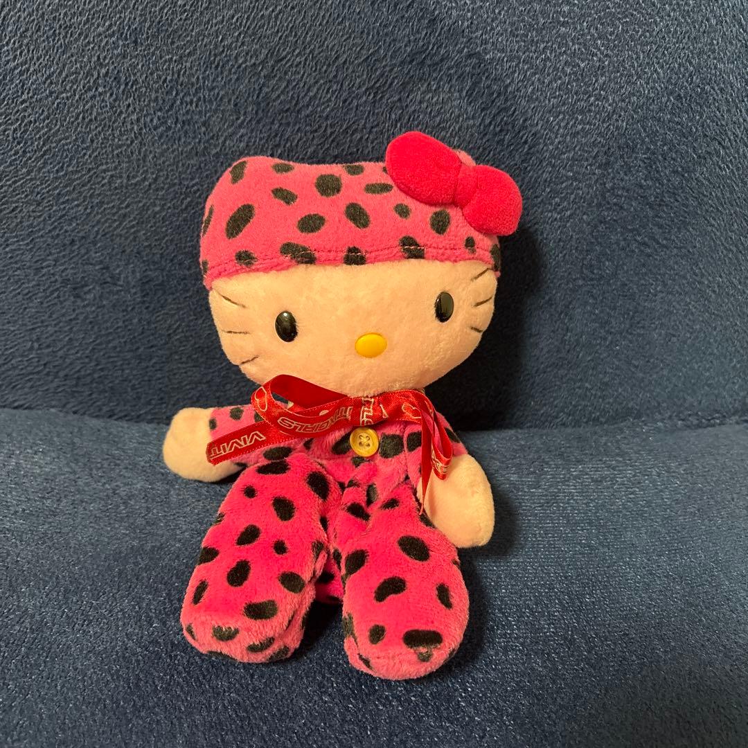 限定価格！！サンリオ　ハローキティ vivitixgirls ぬいぐるみ