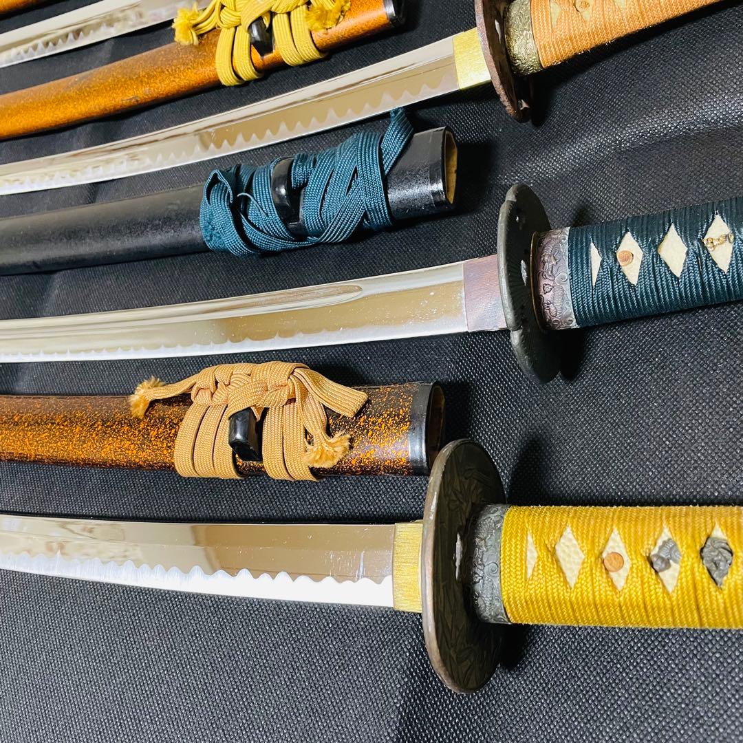 模造刀 のたれ刃紋 居合刀 4本セット 太刀 脇差 コレクション （B02）