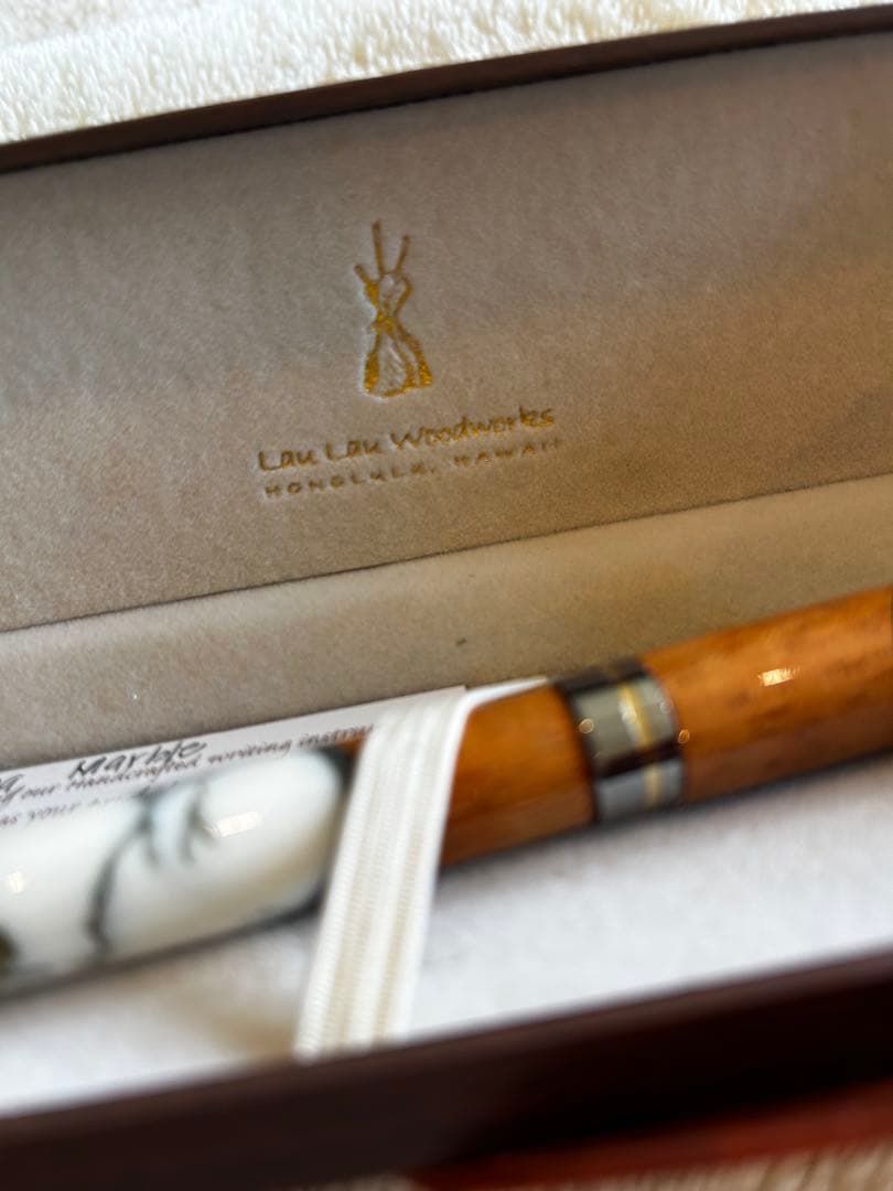 【新品未使用】Lau Lau Woodworksボールペン/ハワイコアウッド