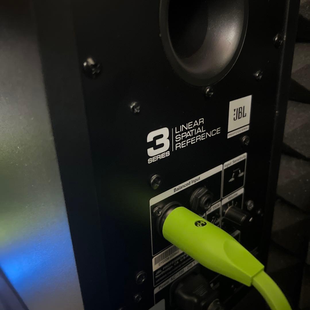 JBL LSR305 ペア　モニタースピーカー