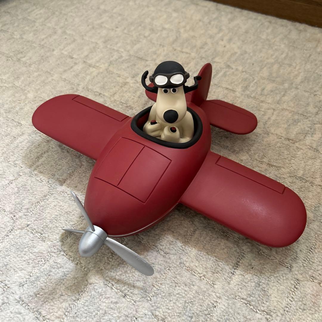 希少？飛行機に乗ったグルミット