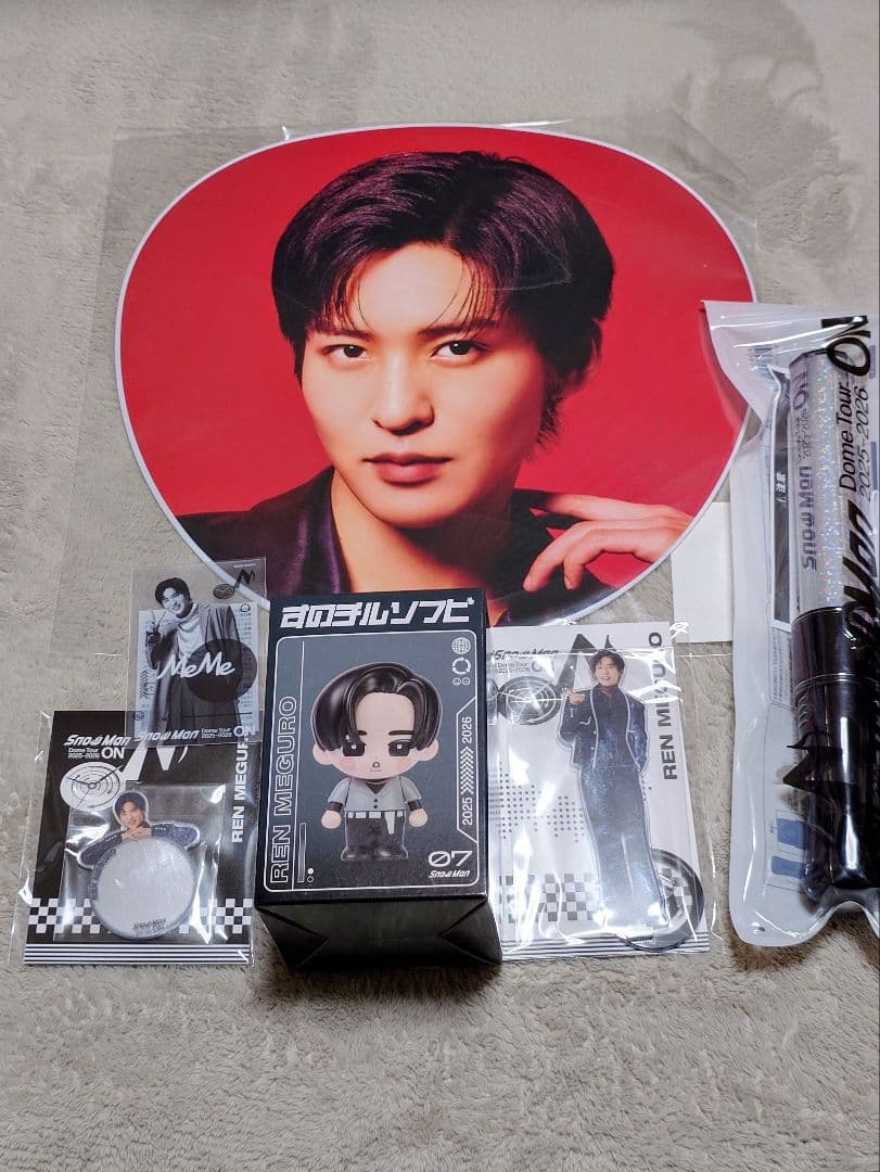 Man 目黒蓮　公式グッズ　 アクスタ　ソフビ　ステッカー　ペンライト