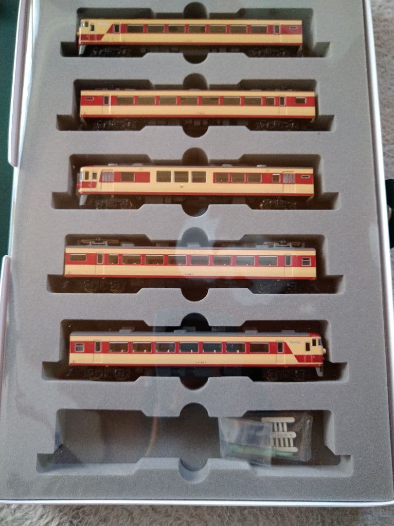 kato 10-456 157系　お召電車