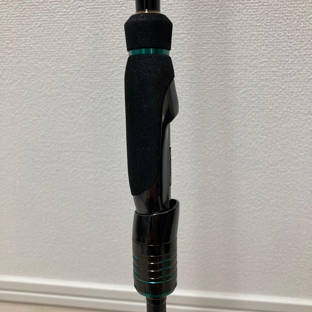 【新品未使用品】ダイワ エメラルダス ストイスト ST 83M-SMT