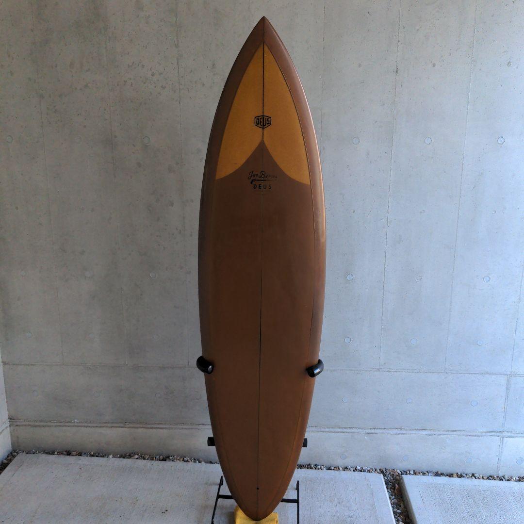 DEUS　6.3 サーフボード　ハンドシェイプ　愛知県内手渡し限定