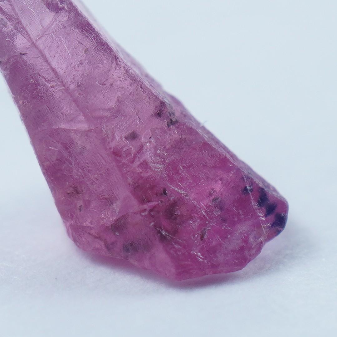 ウインザサファイア　結晶　タンザニア産