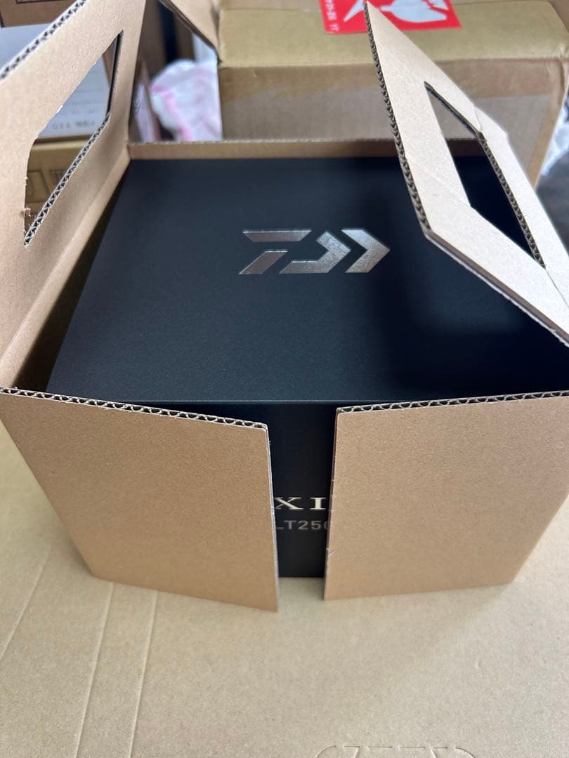 【新品未使用】ダイワ 22イグジストLT2500S EXIST LT2500S