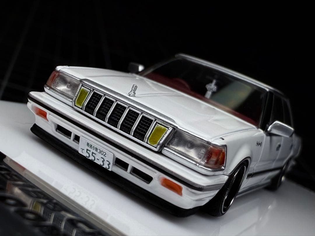 トミカリミテッドヴィンテージネオ　LV-N199c　トヨタ　MS125 クラウン