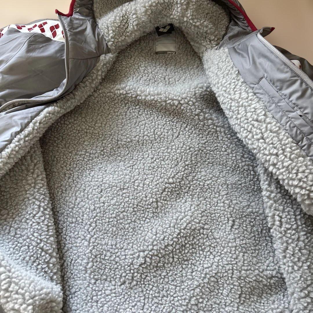 アリーナ　競泳ベンチコート