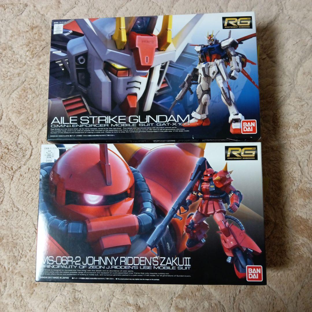 RG Aile Strike Gundam & Zaku II セット