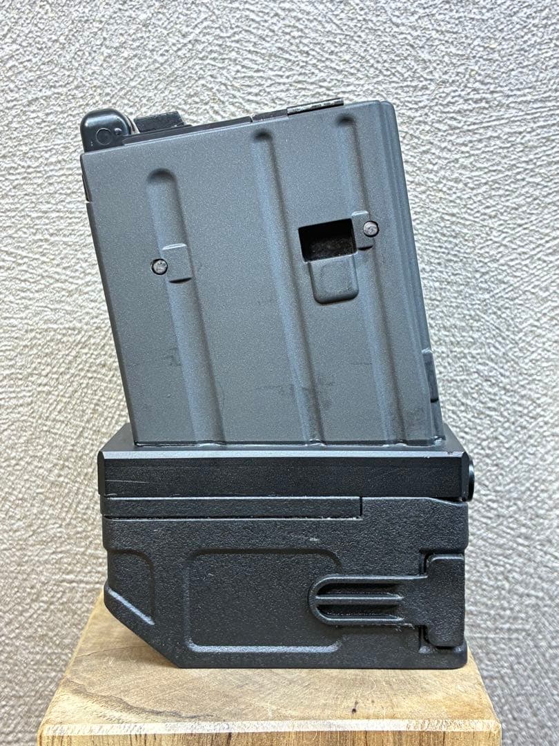 R7-16 東京マルイ GBB M4 マガジンアダプター 外部ソース仕様