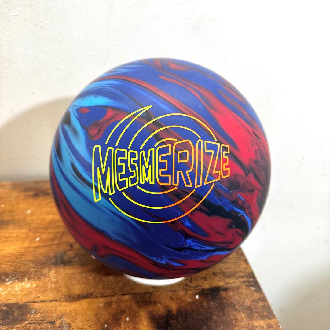 希少新品未使用14Pメズマライズ　Mesmerize ボウリングボール