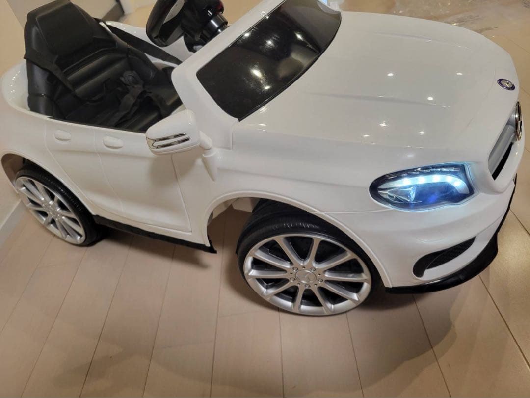 リモコン付き子ども用メルセデスベンツAMG GLA45 ラジコンカー