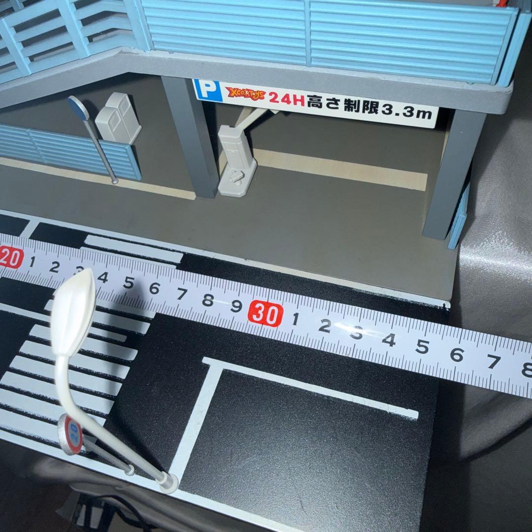 駐車場ミニチュア　1/64 ジオラマ