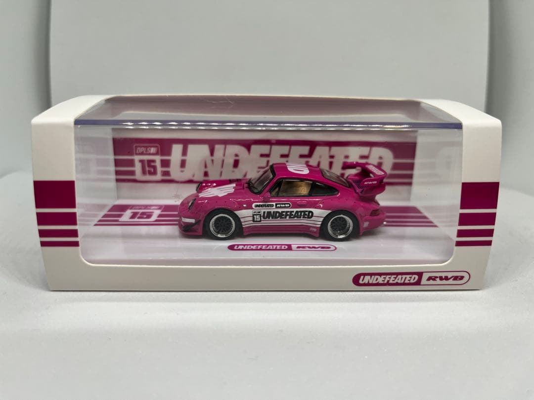 ミニカー TAS 2026 inno UNDEFEATED RWB Pink