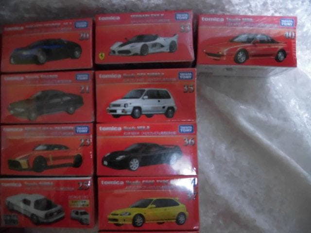 17台トミカプレミアム 発売記念 スカイライン GT-R シティ MR2 ソアラ