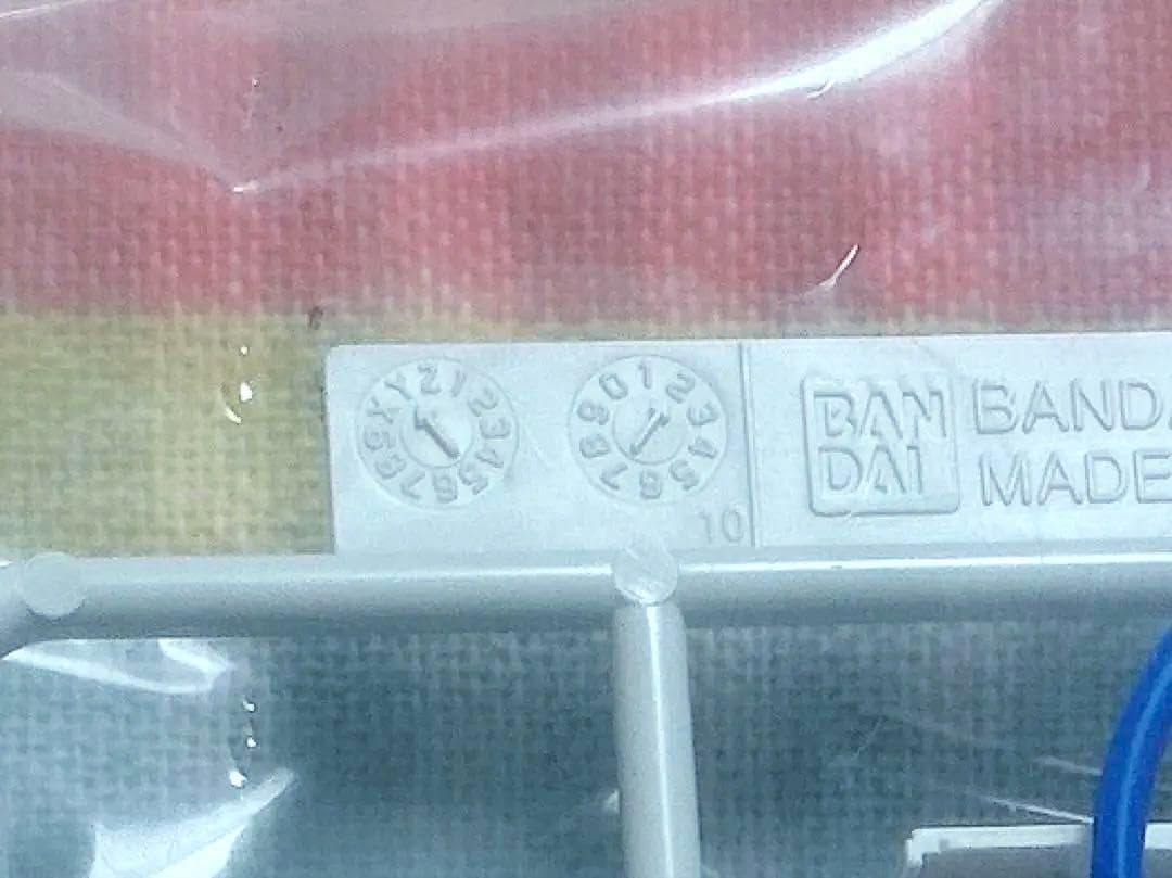 初版品 美品 赤バンダイ RG 1/144 Zガンダム リアルグレード 状態良好