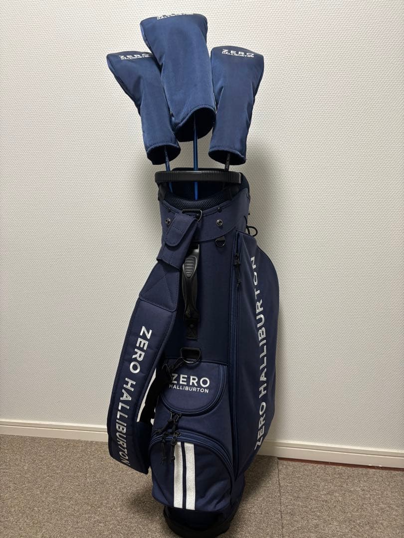 ゼロハリバートン　ネームプレート付きゴルフバッグとクラブカバーセット