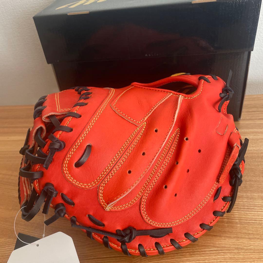 ミズノプロ　硬式用　キャッチャーミット　定価67,100円　B-D　高校野球対応