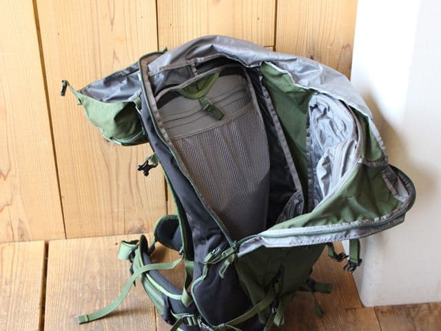 スノーボード BURTON ak Incline 40l Backpack