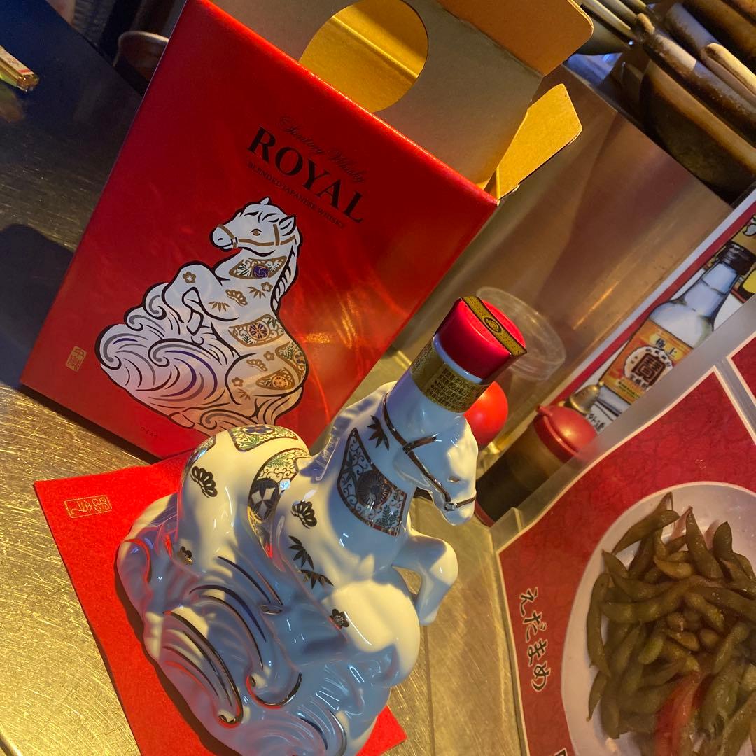  Blended Whisky 馬の形状ボトル