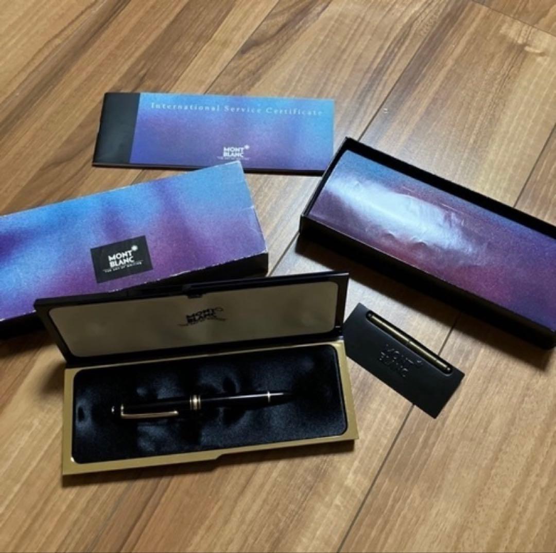 31年前の物です。MONT BLANC 万年筆 ケース付き　14k