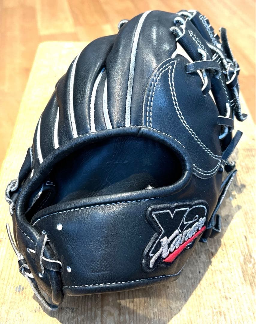 【美品】Xanax 硬式グローブ　内野手用