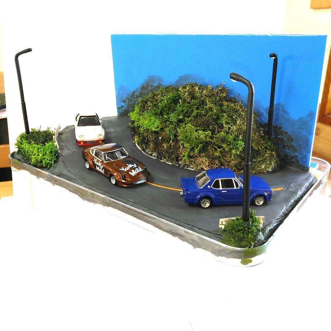 シャコタンブギ　1/64ハコスカ　30Z RX－7　ミニカー3台 ヨコ波ジオラマ