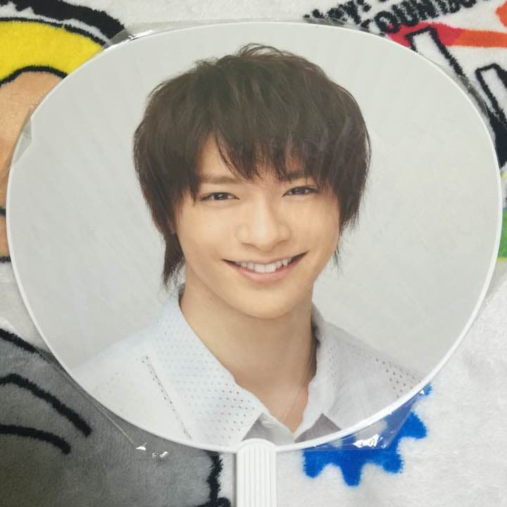 知念侑李　団扇　1888円