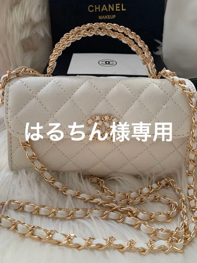 CHANEL〈シャネル〉ノベルティ　ホワイト ショルダーバッグ　ホワイトシャドー