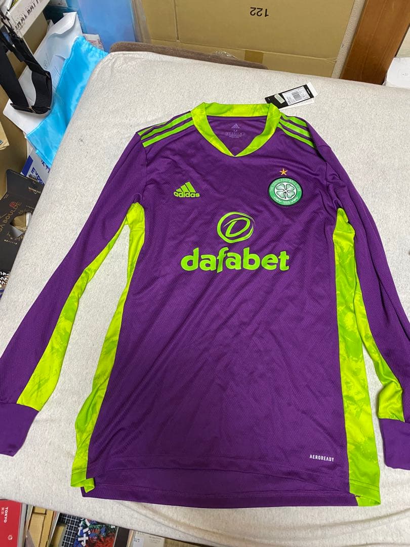 アディダス セルティック GK ユニフォーム