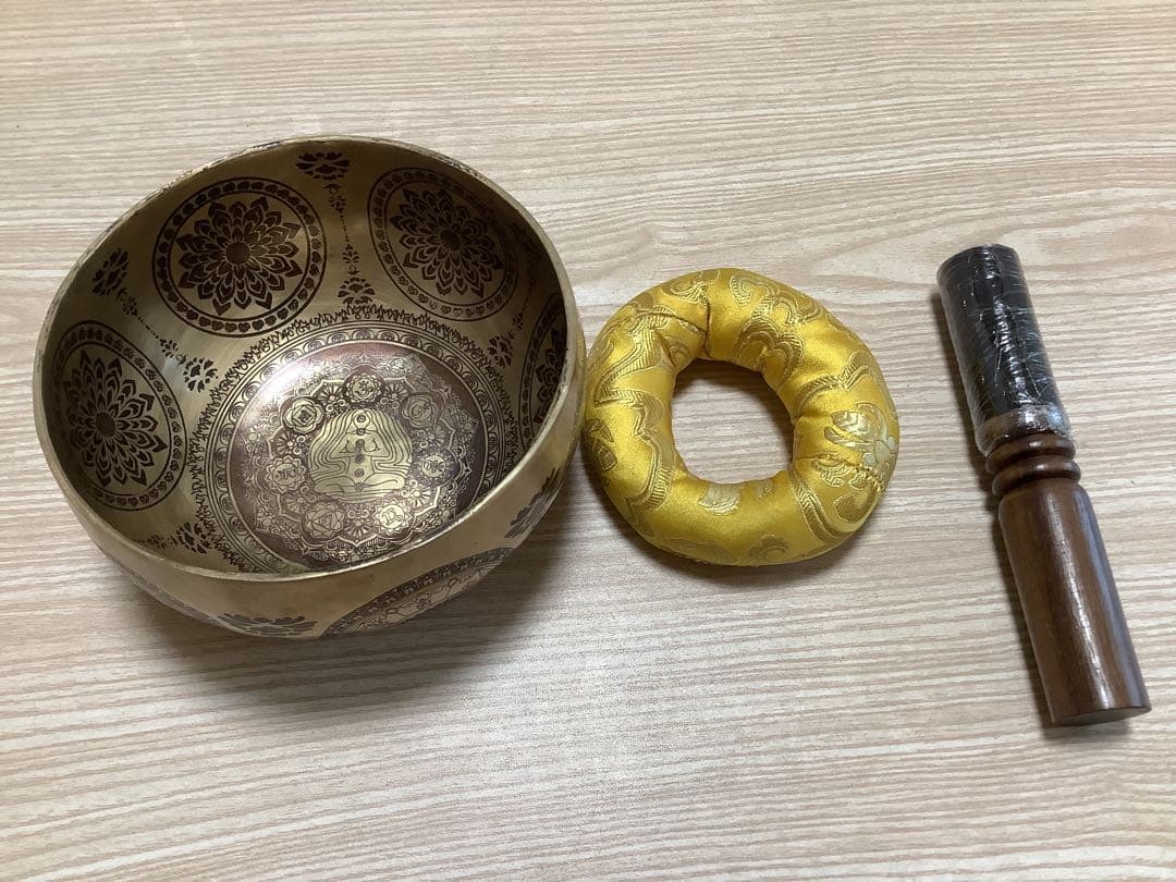 《 チベット密教　新品 》 シンギングボウル　カービング仕様　3点セット　72