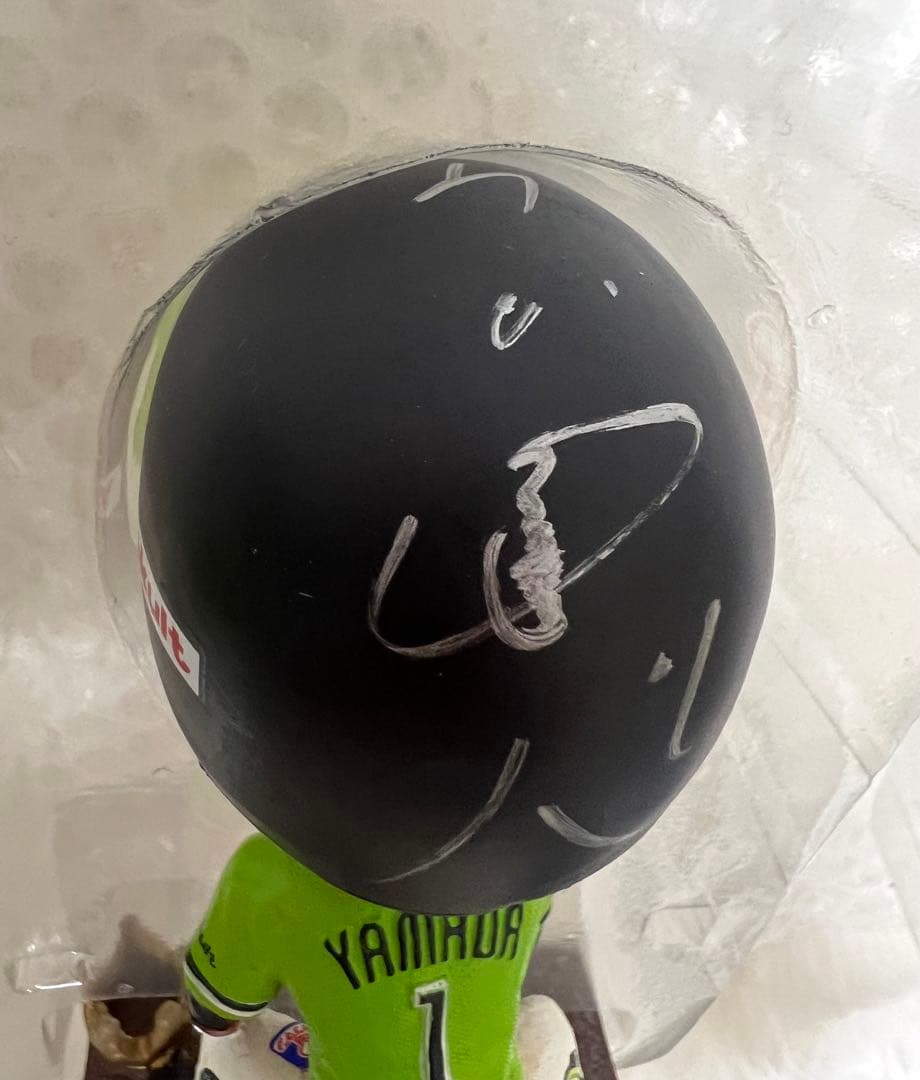 ヤクルトスワローズ　山田哲人　直筆サイン　ボブルヘッド　トリプルスリー盗塁