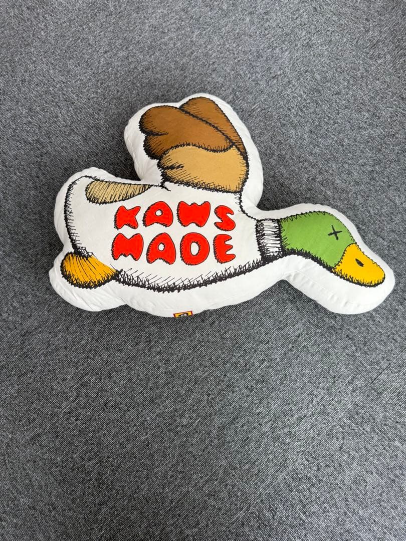 HUMAN MADE CUSHION KAWS #2 カウズコラボクッション