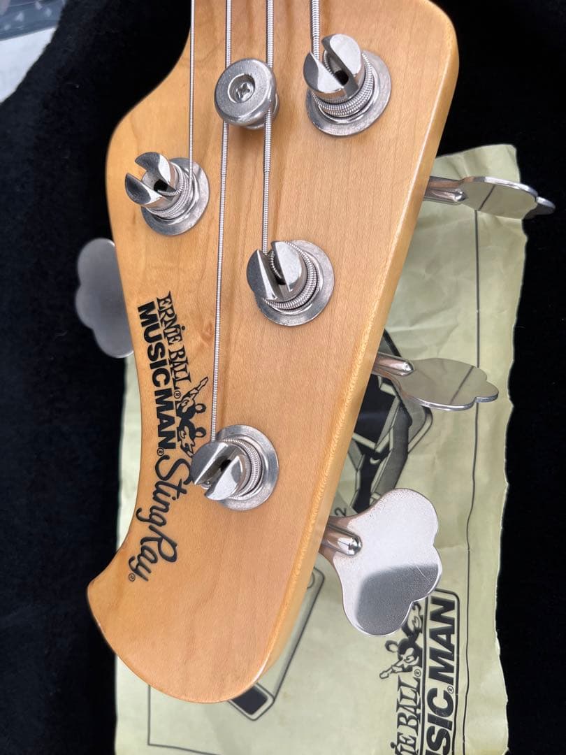 ベース MUSIC MAN StingRay USA