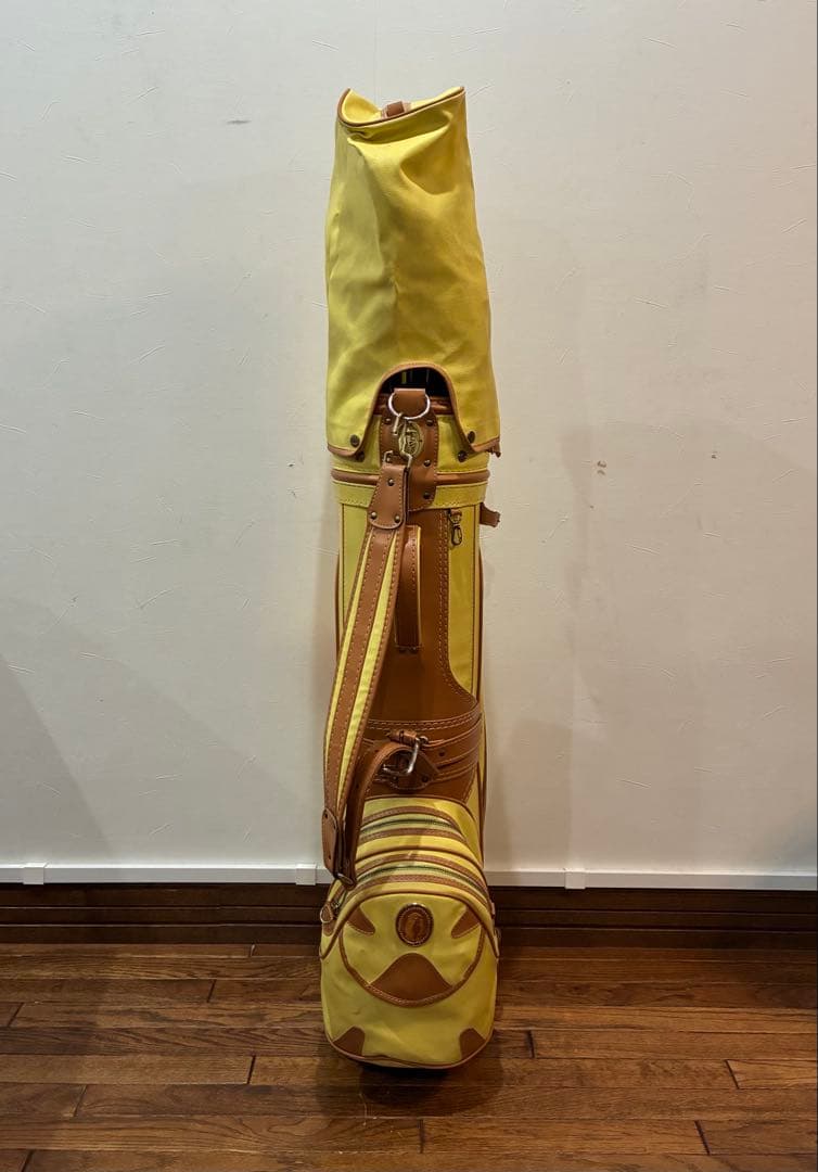ゴルフバッグ・ゴルフキャディバッグ　カバー付トラサルディ　黄色