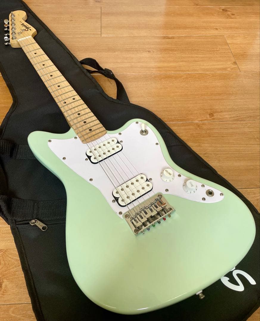 1/10まで Squier フェンダー　ミニエレキギター　 ジャズマスターミニ