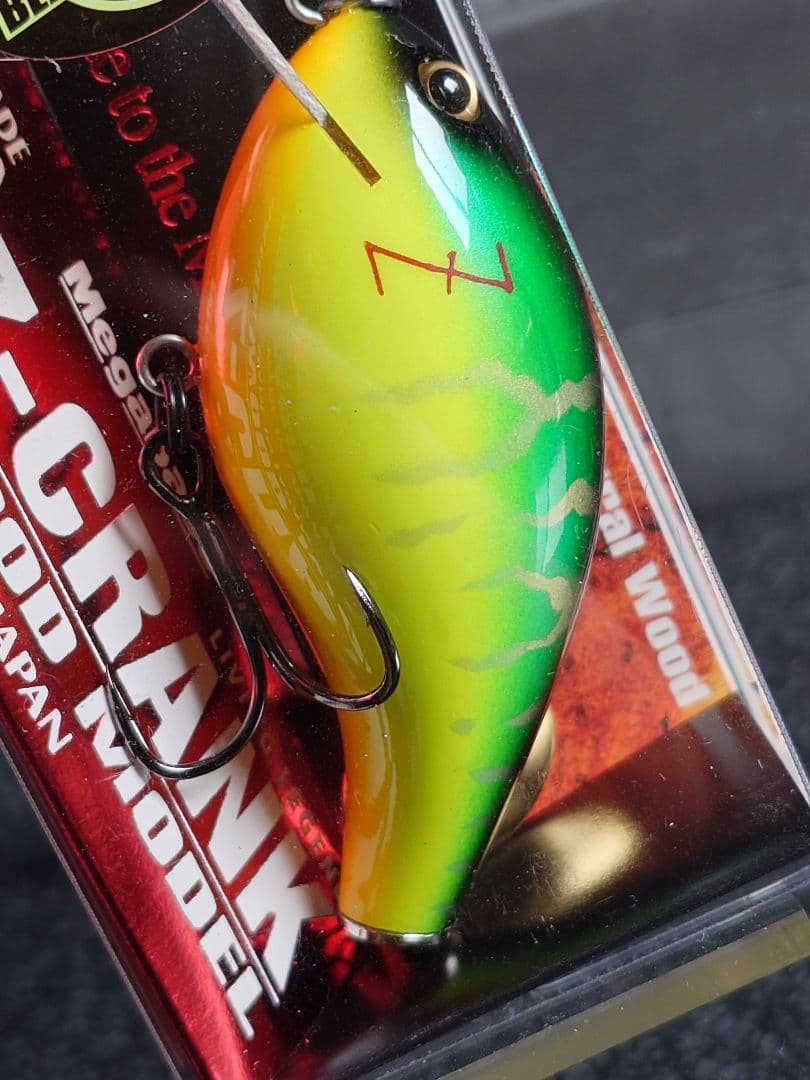 メガバス z-クランク 赤 ウッド バイブラッシュ ホットタイガー 新品未開封