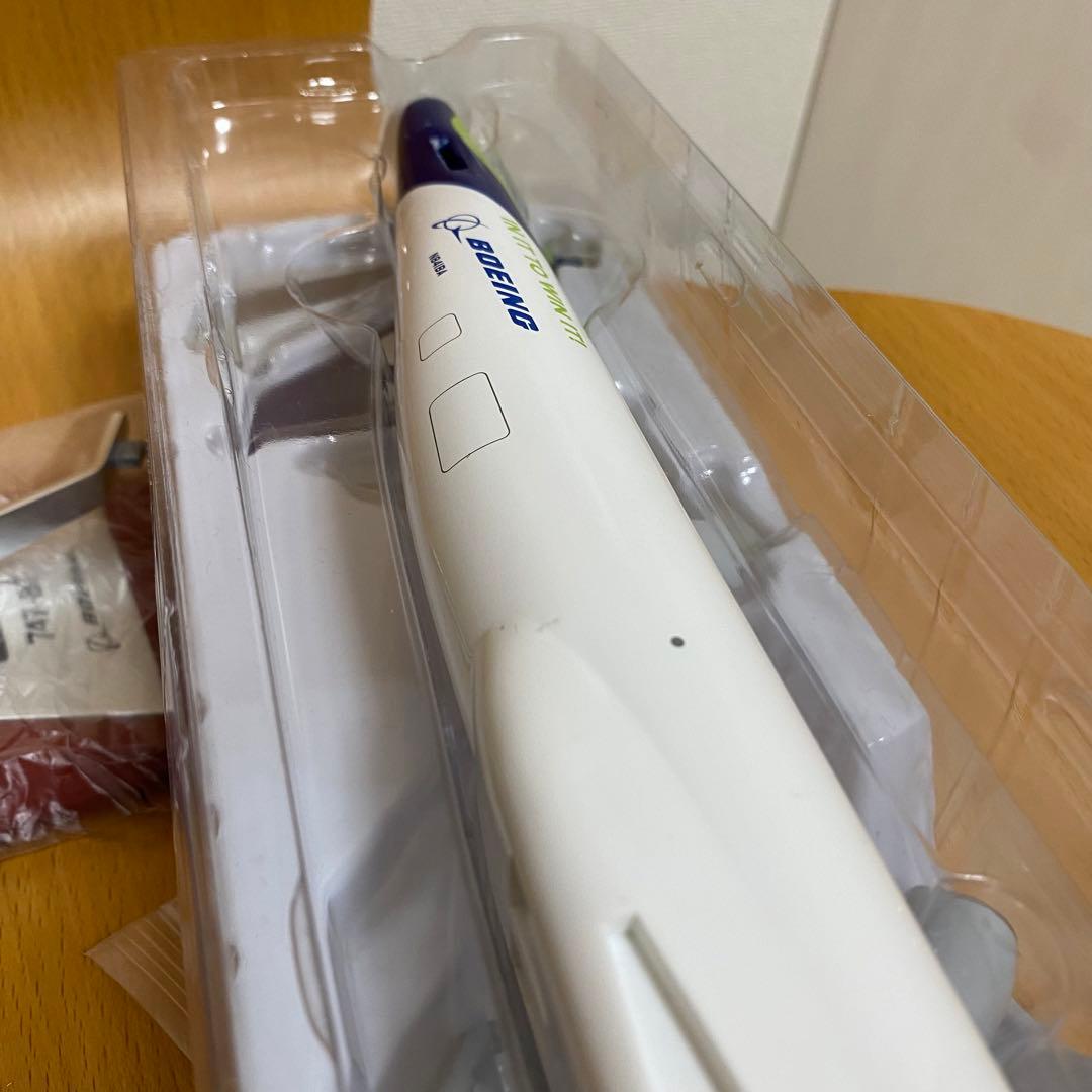 ボーイング747-8F　スケール1/200　シアトルシーホークス